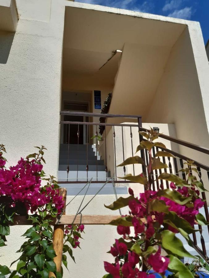 Apartmani Lisicina Оміш Екстер'єр фото